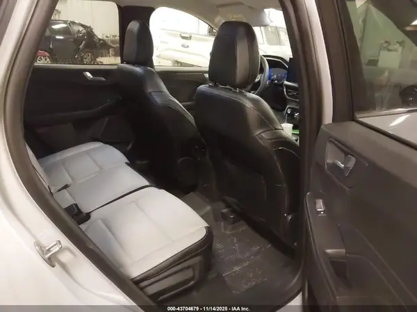1FMCU9JA0SUA06210 2025 FORD ESCAPE - Image 8