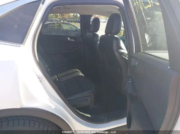 1FMCU9JA1RUA71674 2024 FORD ESCAPE - Image 8