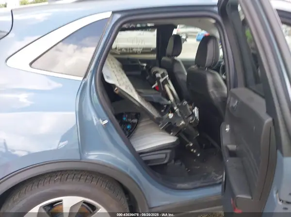 1FMCU9JA1SUA42486 2025 FORD ESCAPE - Image 8