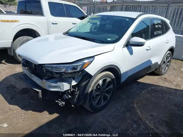 1FMCU9JA1SUA72913 2025 FORD ESCAPE - Image 2