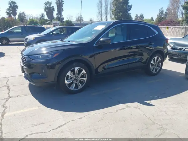 1FMCU9JA1SUB45875 2025 FORD ESCAPE - Image 2