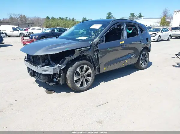 1FMCU9JA2PUA23131 2023 FORD ESCAPE - Image 2