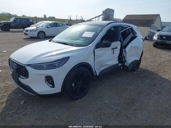 1FMCU9JA3PUA62178 2023 FORD ESCAPE - Image 2