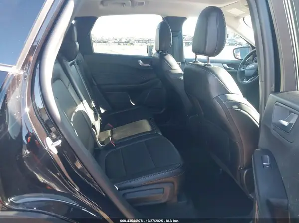 1FMCU9JA5SUB46348 2025 FORD ESCAPE - Image 8