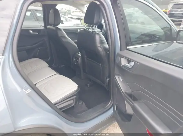 1FMCU9JA7PUB00205 2023 FORD ESCAPE - Image 8
