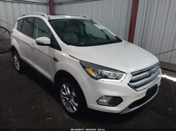 1FMCU9JD0HUB33395 2017 FORD ESCAPE - Image 1