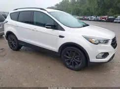 1FMCU9JD0HUC23100 2017 FORD ESCAPE