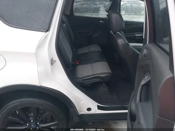1FMCU9JD0HUC36784 2017 FORD ESCAPE - Image 8