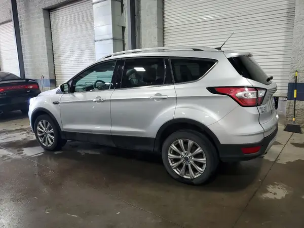 1FMCU9JD0HUE96540 2017 FORD ESCAPE - Image 2