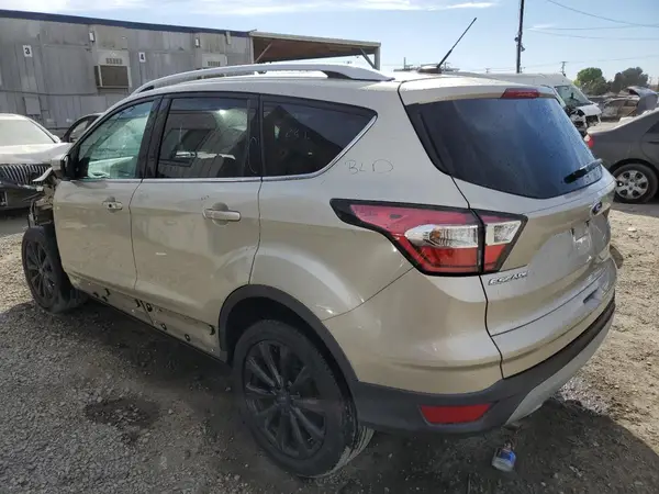 1FMCU9JD1HUA37078 2017 FORD ESCAPE - Image 2