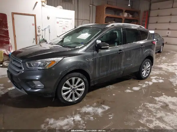 1FMCU9JD1HUC66795 2017 FORD ESCAPE - Image 2