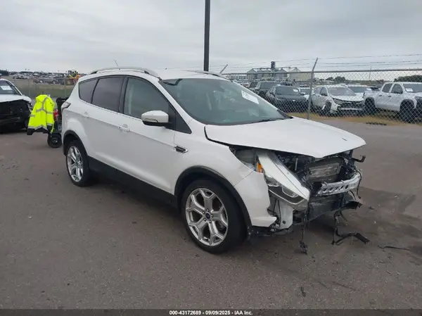 1FMCU9JD1HUC79837 2017 FORD ESCAPE - Image 1