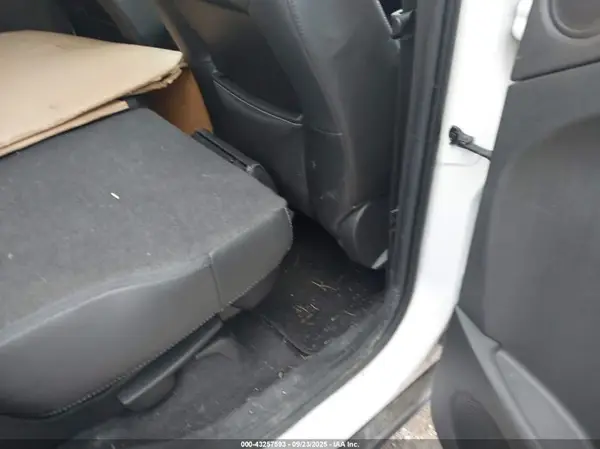 1FMCU9JD1HUC95763 2017 FORD ESCAPE - Image 8