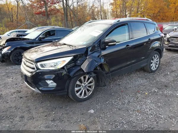 1FMCU9JD2HUD71023 2017 FORD ESCAPE - Image 2