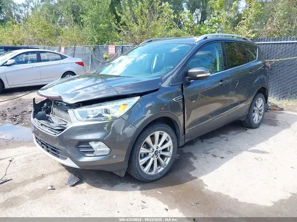 1FMCU9JD2HUE05154 2017 FORD ESCAPE - Image 2
