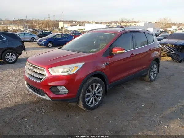 1FMCU9JD3HUA08424 2017 FORD ESCAPE - Image 2