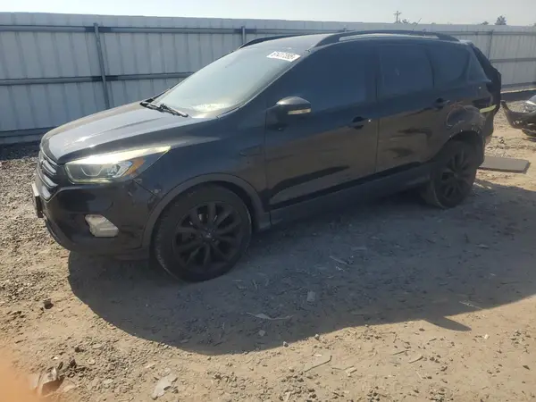 1FMCU9JD3HUC75143 2017 FORD ESCAPE - Image 1