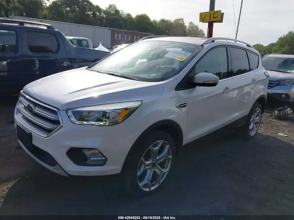 1FMCU9JD3HUD80510 2017 FORD ESCAPE - Image 2