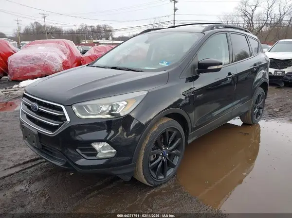 1FMCU9JD4HUA07587 2017 FORD ESCAPE - Image 2