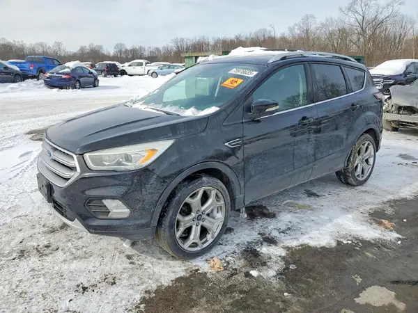 1FMCU9JD4HUA31906 2017 FORD ESCAPE - Image 1