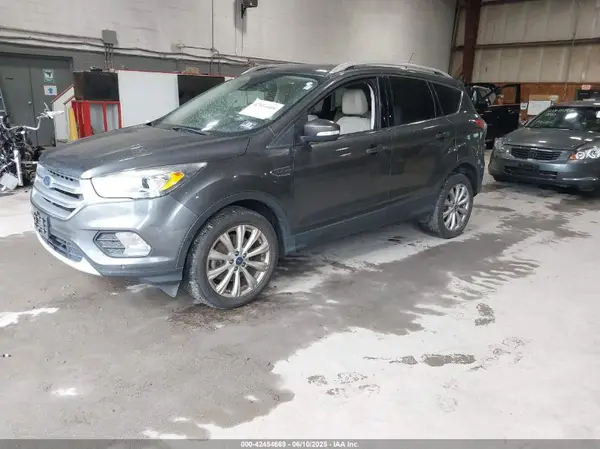 1FMCU9JD4HUB07866 2017 FORD ESCAPE - Image 2
