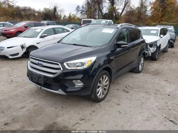1FMCU9JD4HUB48112 2017 FORD ESCAPE - Image 2