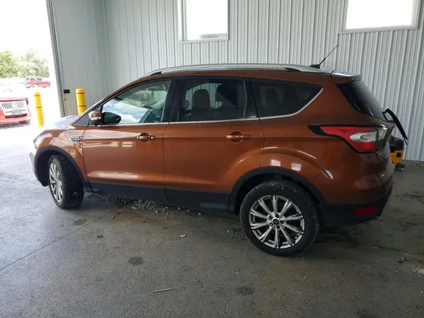 1FMCU9JD4HUC08499 2017 FORD ESCAPE - Image 2