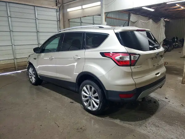 1FMCU9JD4HUC20944 2017 FORD ESCAPE - Image 2