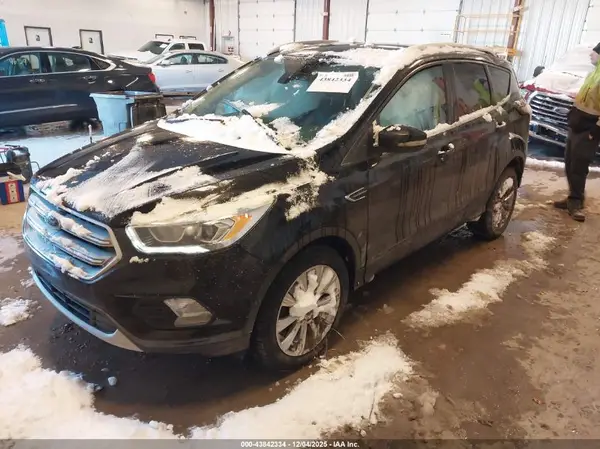 1FMCU9JD4HUD07498 2017 FORD ESCAPE - Image 2
