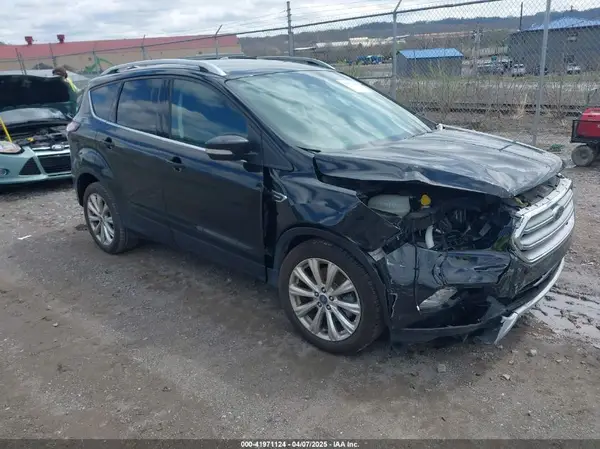 1FMCU9JD4HUD24141 2017 FORD ESCAPE - Image 1
