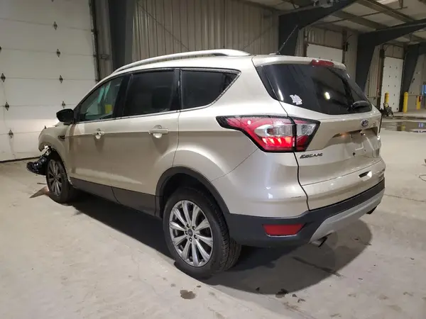 1FMCU9JD4HUD39920 2017 FORD ESCAPE - Image 2