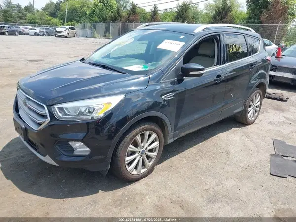1FMCU9JD4HUD73095 2017 FORD ESCAPE - Image 2