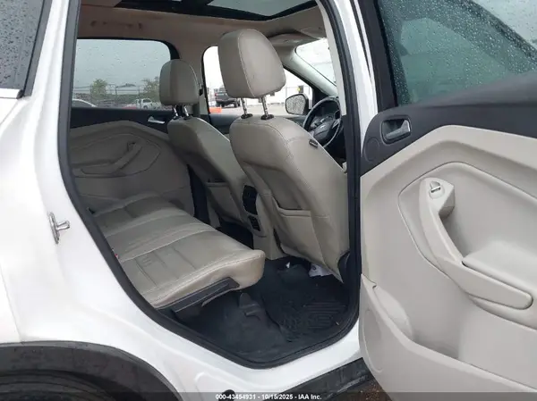 1FMCU9JD5HUB38026 2017 FORD ESCAPE - Image 8