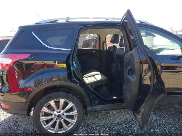 1FMCU9JD5HUC32133 2017 FORD ESCAPE - Image 8