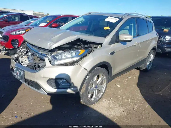 1FMCU9JD5HUC45982 2017 FORD ESCAPE - Image 2