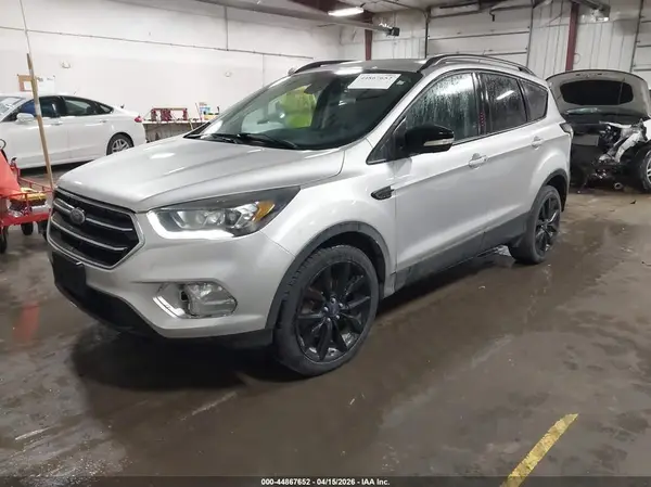 1FMCU9JD5HUC89660 2017 FORD ESCAPE - Image 2