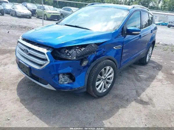 1FMCU9JD5HUC90162 2017 FORD ESCAPE - Image 2