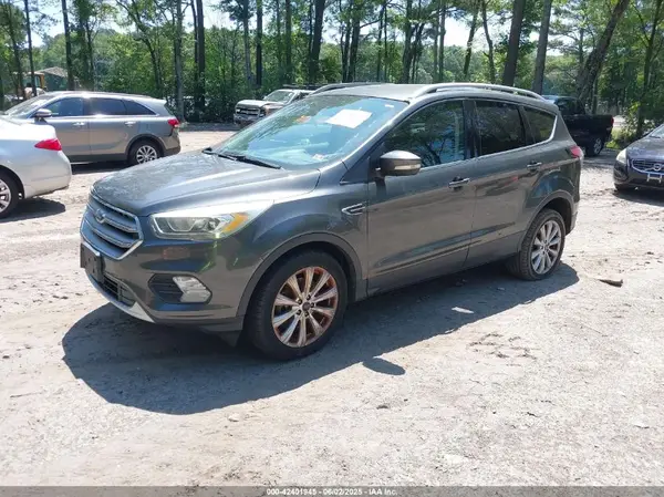 1FMCU9JD5HUD71601 2017 FORD ESCAPE - Image 2