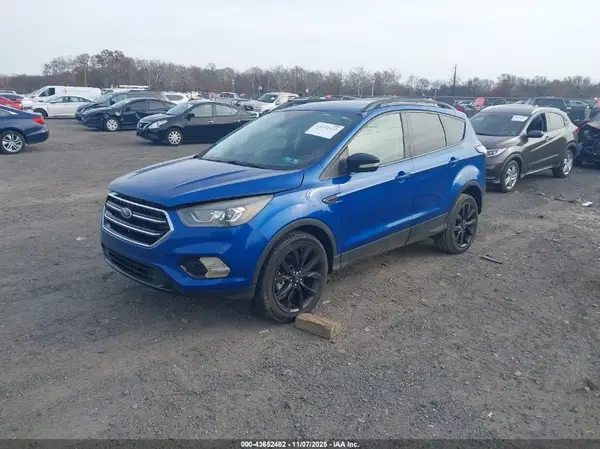 1FMCU9JD5HUD86258 2017 FORD ESCAPE - Image 2