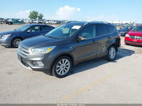 1FMCU9JD6HUB45499 2017 FORD ESCAPE - Image 2