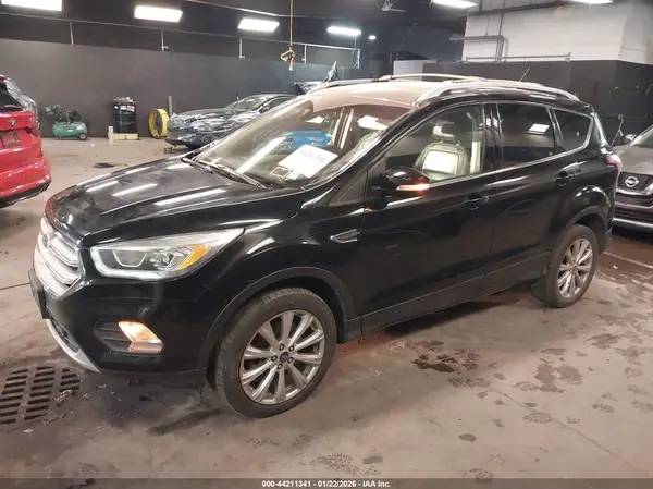 1FMCU9JD6HUB71200 2017 FORD ESCAPE - Image 2