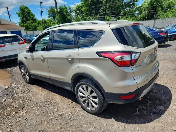 1FMCU9JD6HUC41133 2017 FORD ESCAPE - Image 2