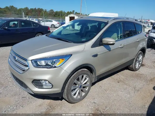 1FMCU9JD6HUC92454 2017 FORD ESCAPE - Image 2