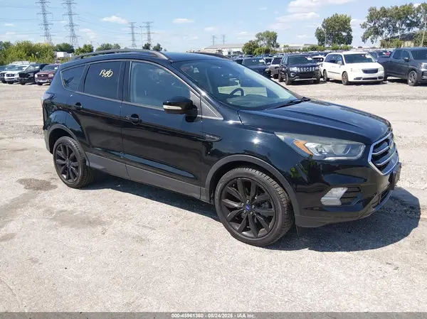 1FMCU9JD6HUE66877 2017 FORD ESCAPE - Image 1