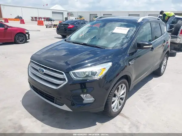 1FMCU9JD7HUA59229 2017 FORD ESCAPE - Image 2
