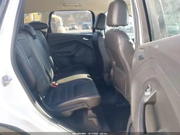 1FMCU9JD7HUA59392 2017 FORD ESCAPE - Image 8