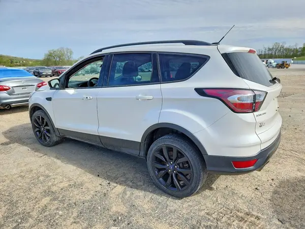 1FMCU9JD7HUC20825 2017 FORD ESCAPE - Image 2