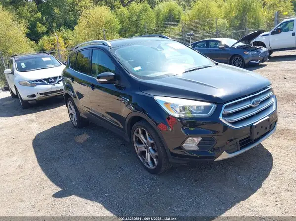 1FMCU9JD7HUE02797 2017 FORD ESCAPE - Image 1