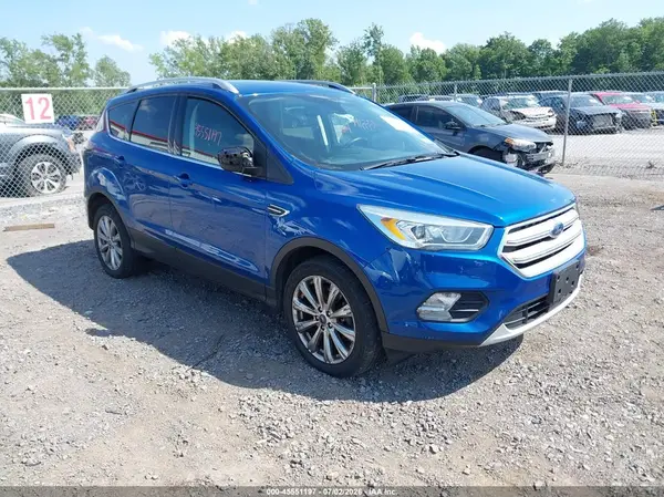 1FMCU9JD8HUA37174 2017 FORD ESCAPE - Image 1