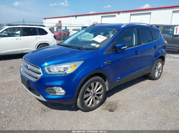 1FMCU9JD8HUA37174 2017 FORD ESCAPE - Image 2